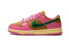 Nike Dunk Low Parris Goebel Light Motion Long Use