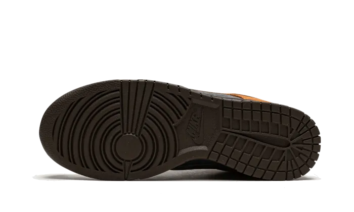 Adaptable Fit Upgraded cushioning Nike Dunk Low PRM Cider