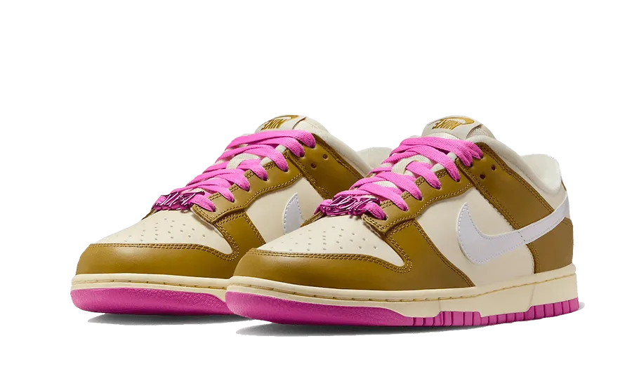 Nike Dunk Low SE Bronzine Pink Versatile Everyday Design