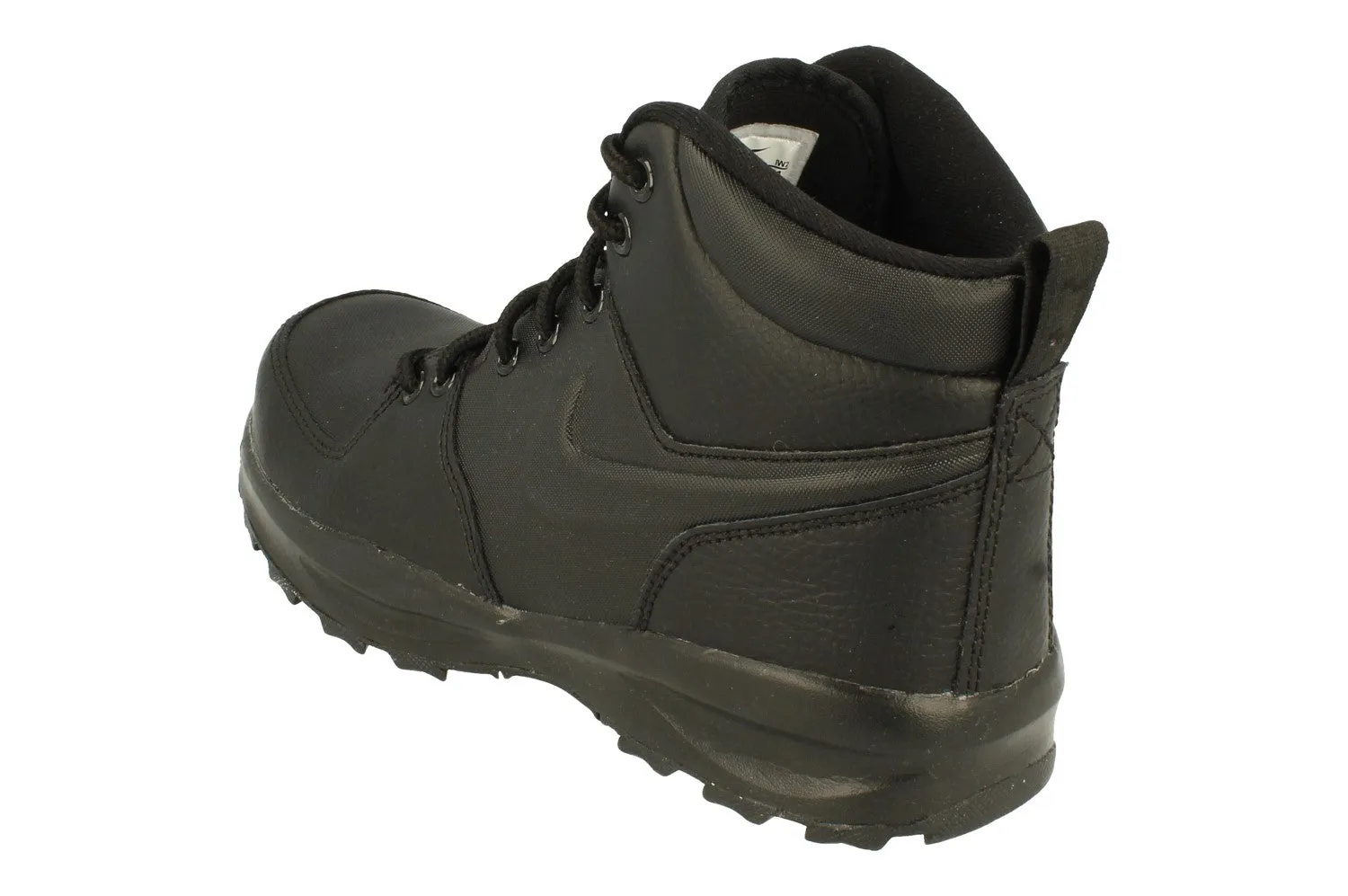 Nike Manoa LTR GS Trainers Bq5372 001 running in a trail race shoes