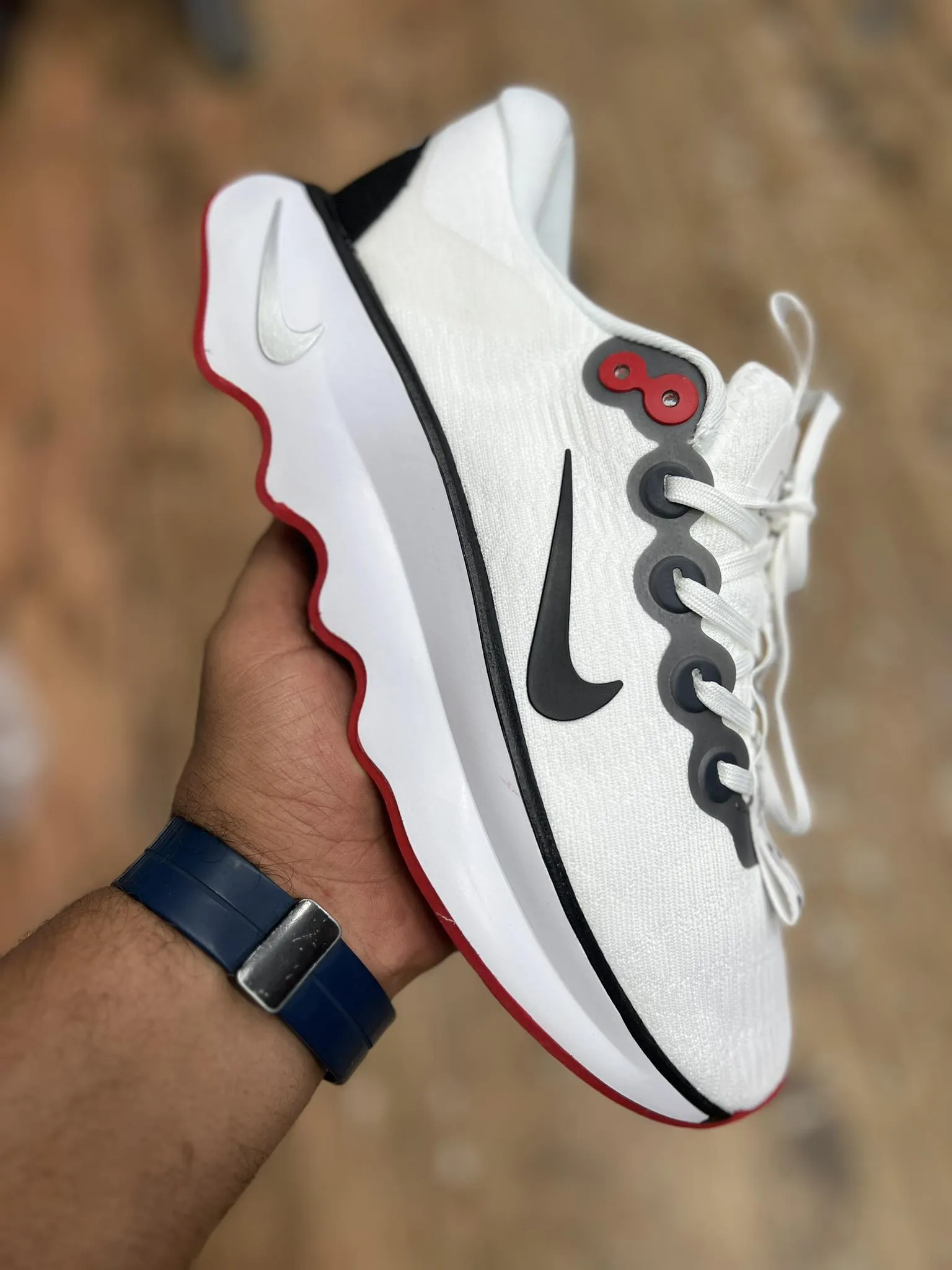 Tension Balanced Lacing Thermo Regulating Lining Nike Motiva Zoom