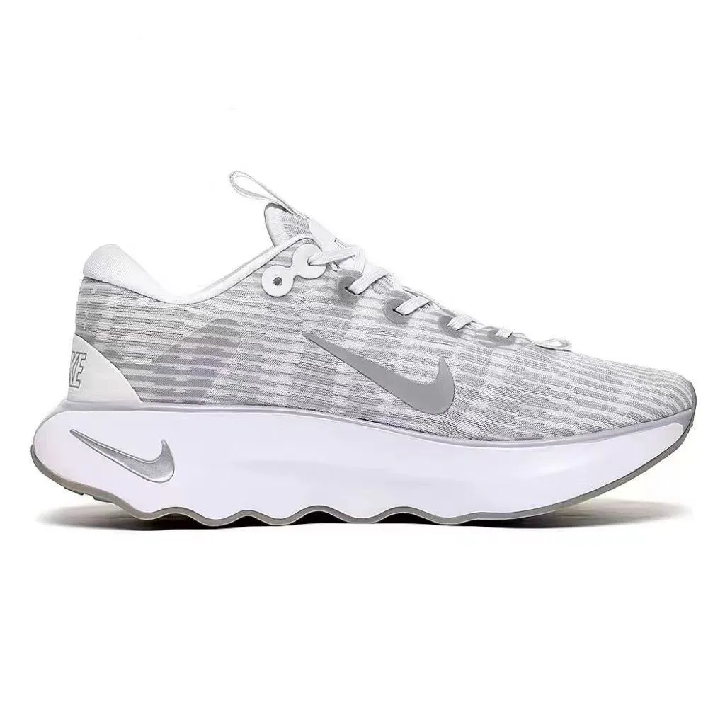 Fitted Traction Everyday Sports Nike Motiva Zoom Grey/White