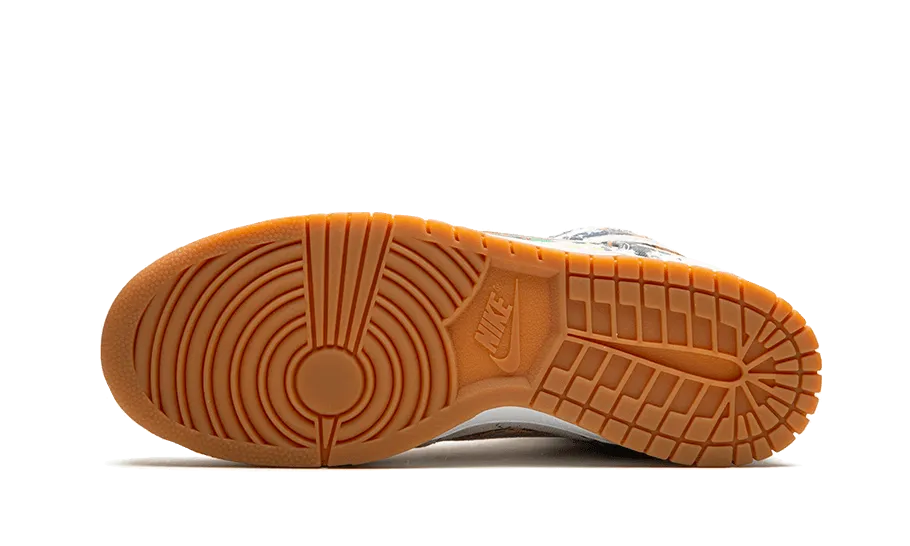 Quiet Ground Power Walk Nike SB Dunk High Supreme Rammellzee