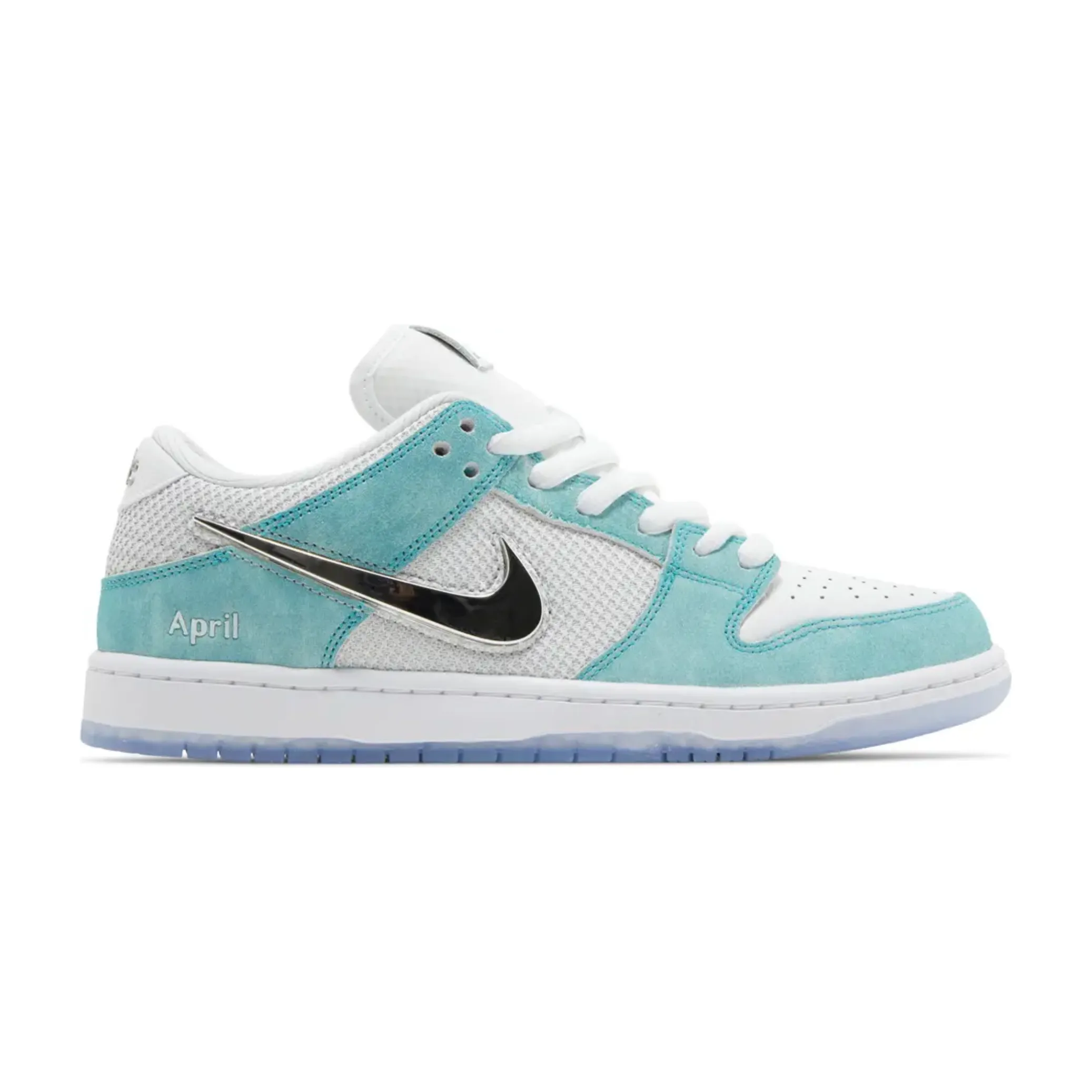 trekking Nike SB Dunk Low April Skateboards