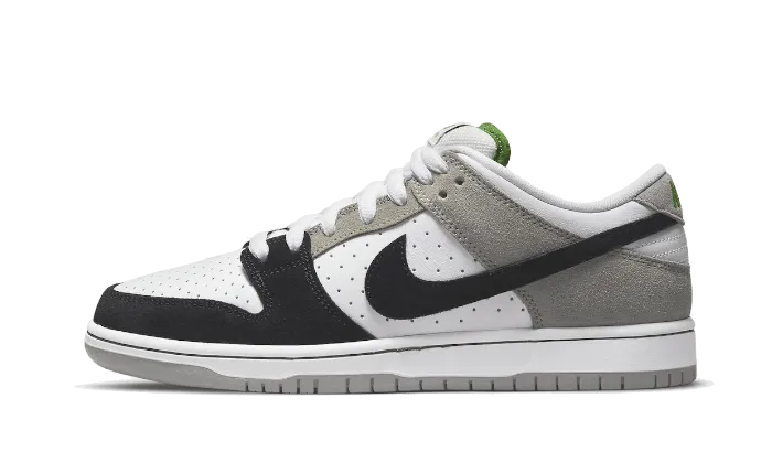 Nike SB Dunk Low Chlorophyll Ankle Hugging Design