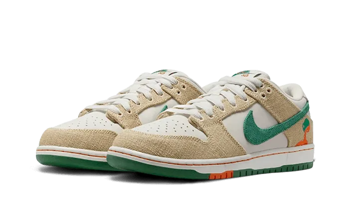 running in a rope bridge area shoes SB Dunk Low Jarritos