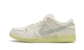 Nike SB Dunk Low Mummy Core Runner