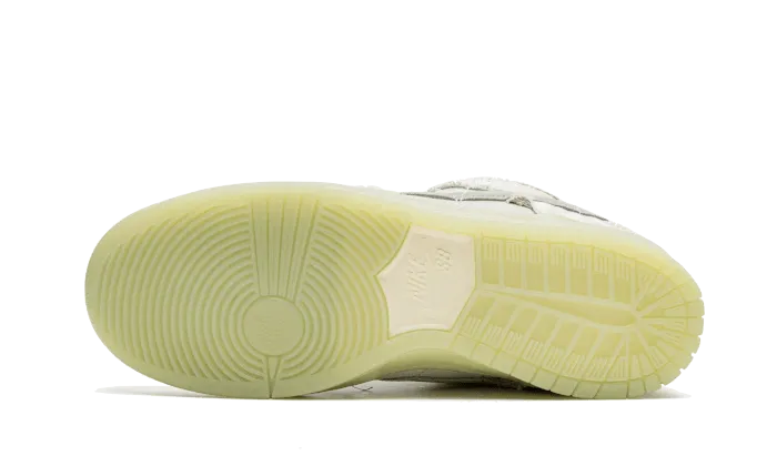 Nike SB Dunk Low Mummy Flexible Traction