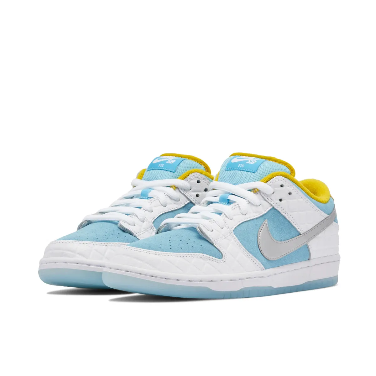 Nike SB Dunk Low Pro FTC Lagoon Pulse Foldable Design
