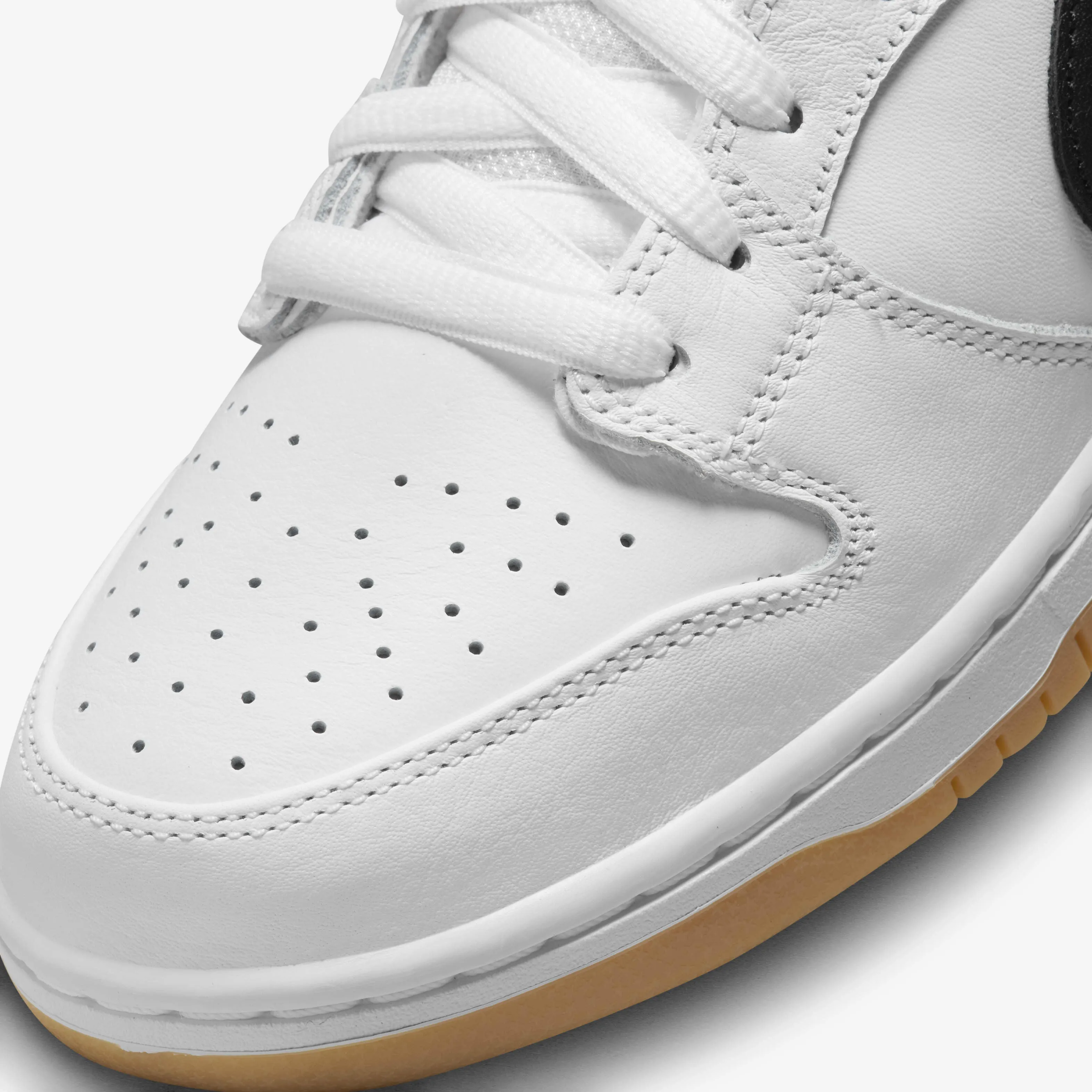 Nike SB Dunk Low Pro 'White Gum' Sturdy materials Rubberized Outsole