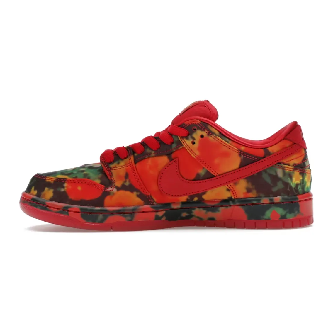 Nike SB Dunk Low The Wizard of Oz Poppy Field beach - volleyball running shoes elegant shoe charm