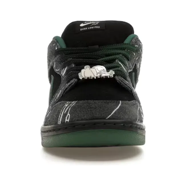 Rest field - sports shoes Nike SB Dunk Low There Skateboards