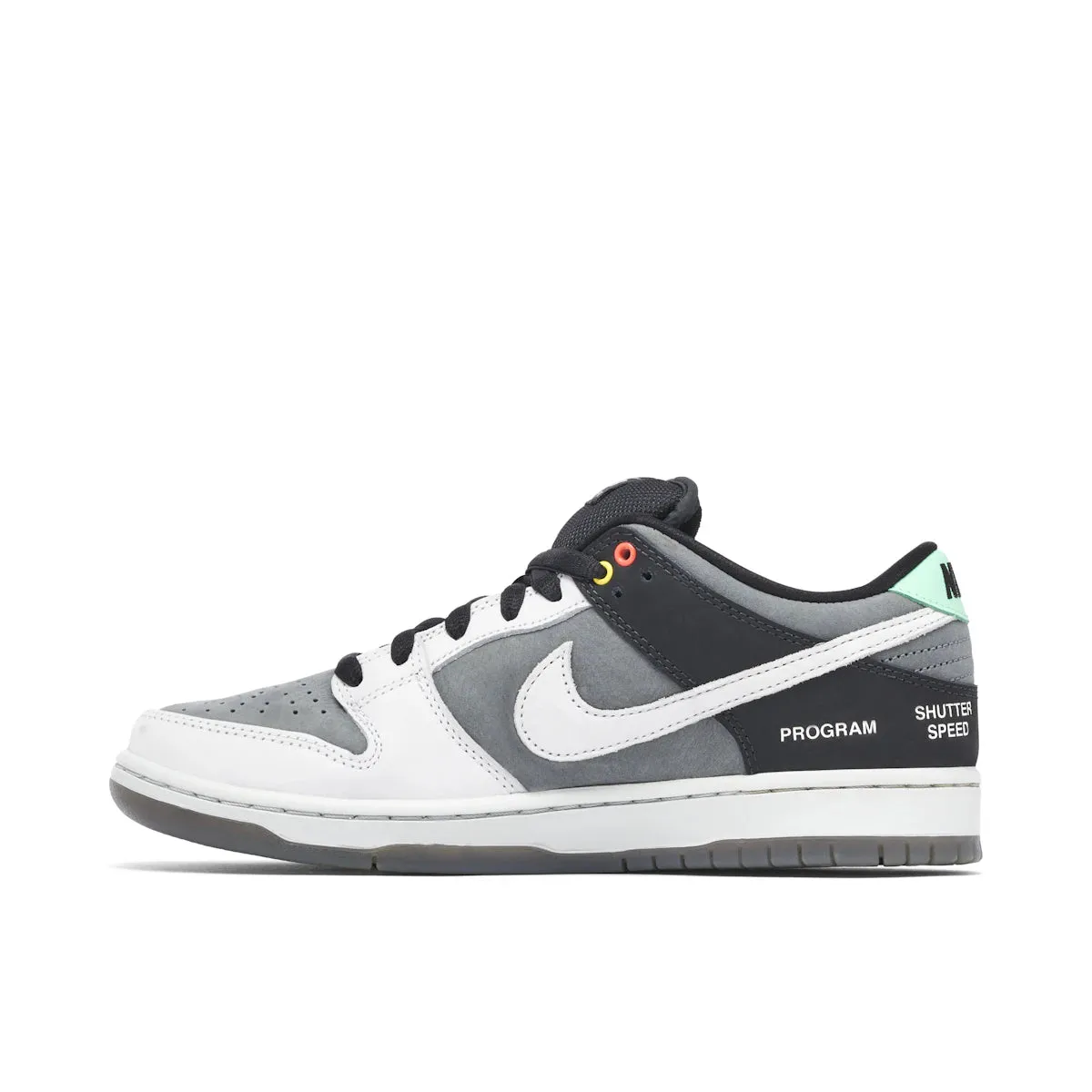ankle - support ice running shoes Nike SB Dunk Low VX1000