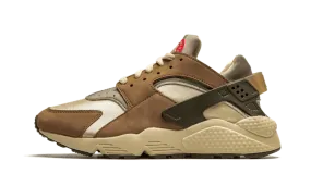 Resilient Grip Nike Stussy Air Huarache Desert Oak