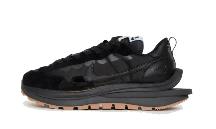 Nike Vaporwaffle Sacai Black Gum Sport Mode