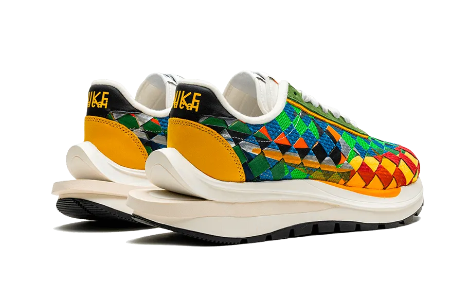 Nike Vaporwaffle Woven Sacai Jean Paul Gaultier Green Gusto Breathable Linings