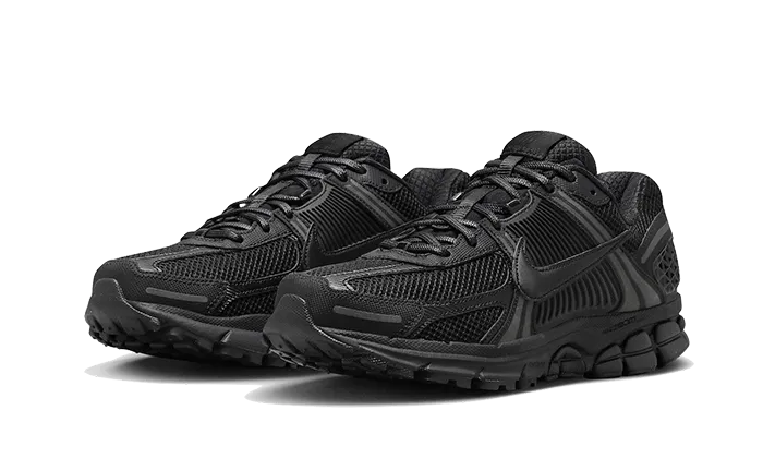 Nike Vomero 5 Triple Black Ventilated Tongue