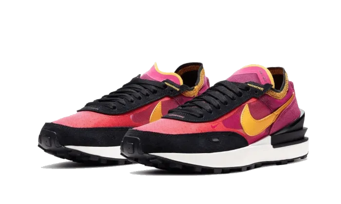 Nike Waffle One Active Fuchsia All Surface Traction Adaptive Fit Technology
