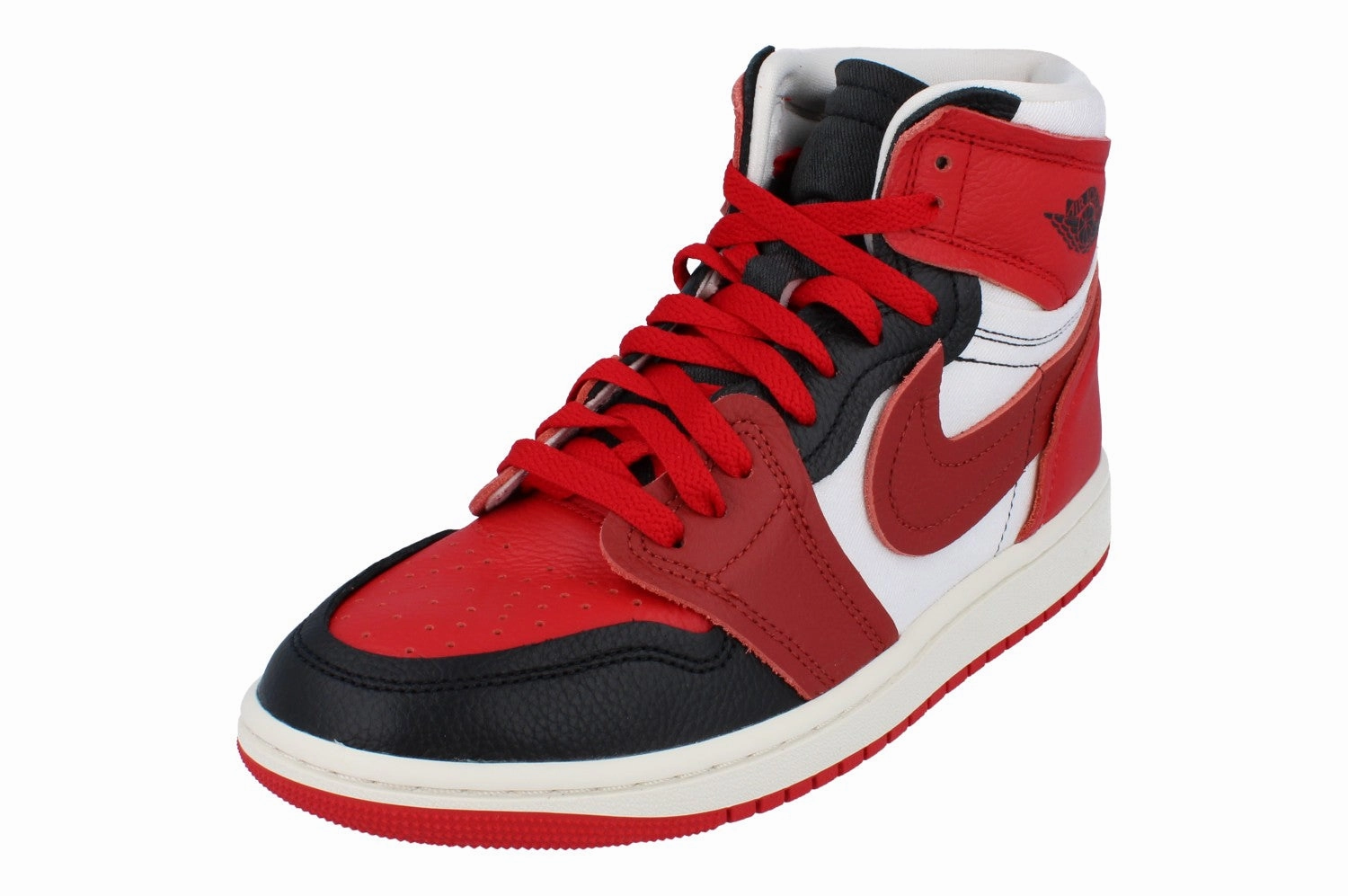 Runners with Flat Feet Nike Air Jordan 1 MM High Womens Trainers FB9891 600