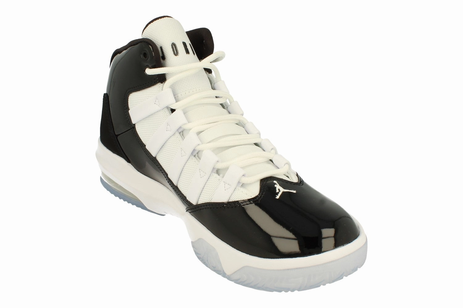 Nike Air Jordan Max Aura Mens Basketball Trainers AQ9084 011 Grip Tread Pattern Sweatproof