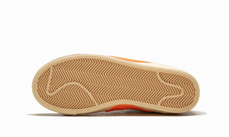 Sneaker Performance Nike Blazer Mid Off-White All Hallow's Eve