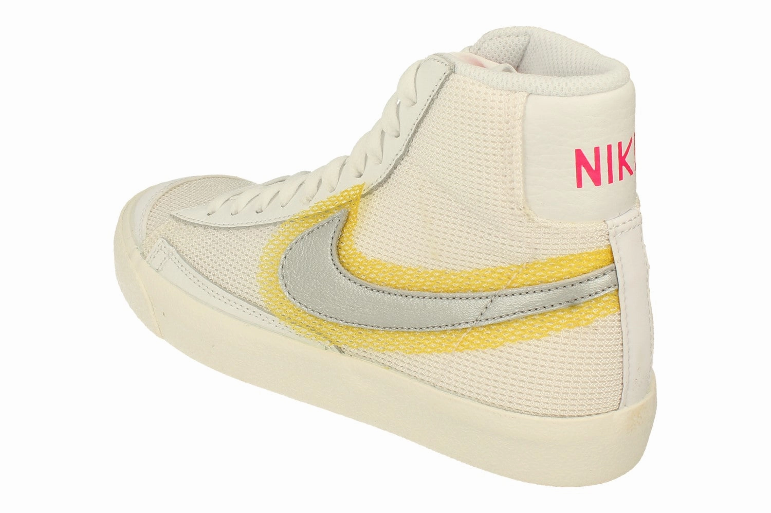forefoot - strike shoe reaction Nike Blazer Mid VNTG 77 Womens Trainers Cz8105 100