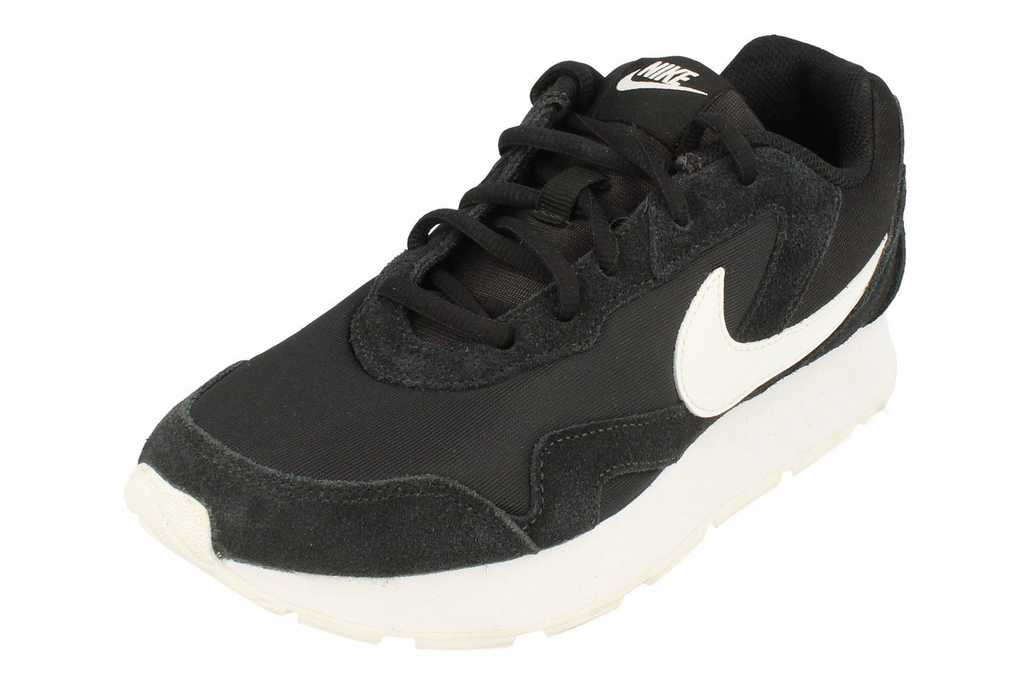 High Rebound Sole Classy Touch Nike Delfine Mens Trainers Cd7090 001