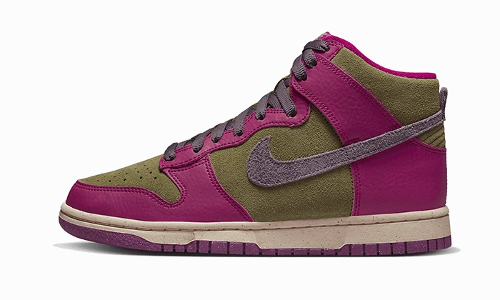 Nike Dunk High Dynamic Berry Layered silhouette