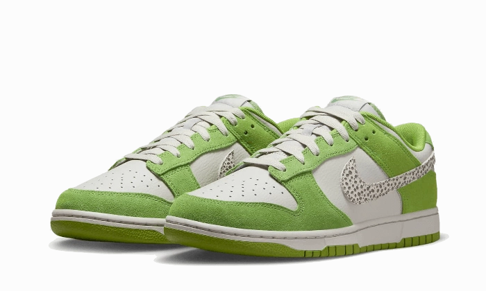 Easy traction Nike Dunk Low AS Safari Swoosh Chlorophyll