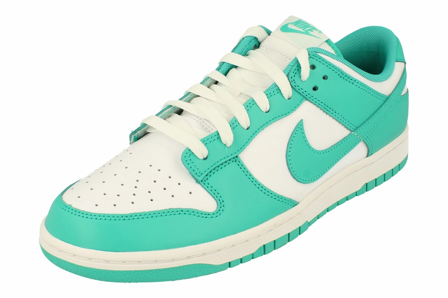 Nike Dunk Low Retro Bttys Mens Trainers Dv0833 101 Neutral Stance Balanced Fitness Performance