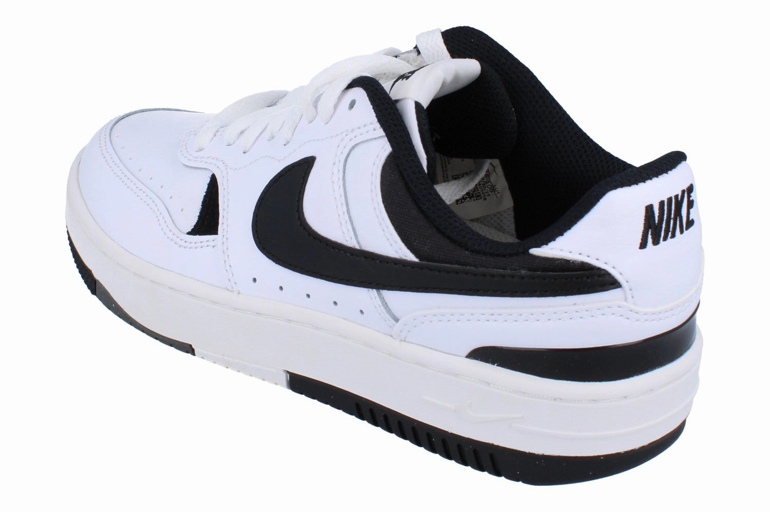 Nike Gamma Force Womens Trainers Dx9176  100 Running T Shirts