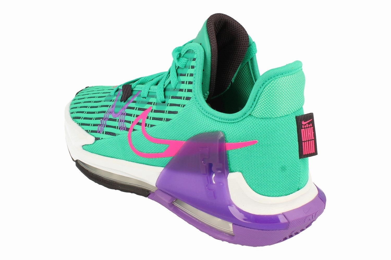 Comfort Linings Nike Lebron Witness VI Mens Basketball Trainers CZ4052 300