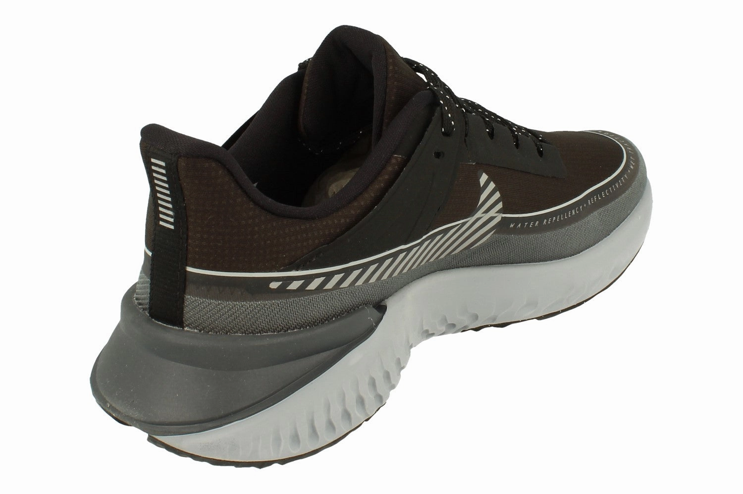 Nike Legend React 2 Shield Mens BQ3382 001 Bend Support Supportive Traction