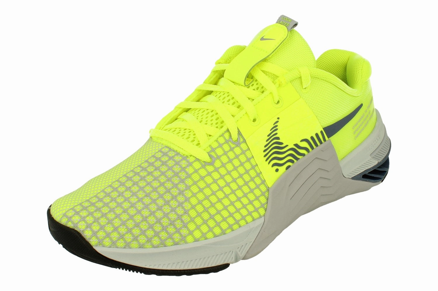 athletic chic Weather Ready Nike Metcon 8 Mens Trainers DO9328 700