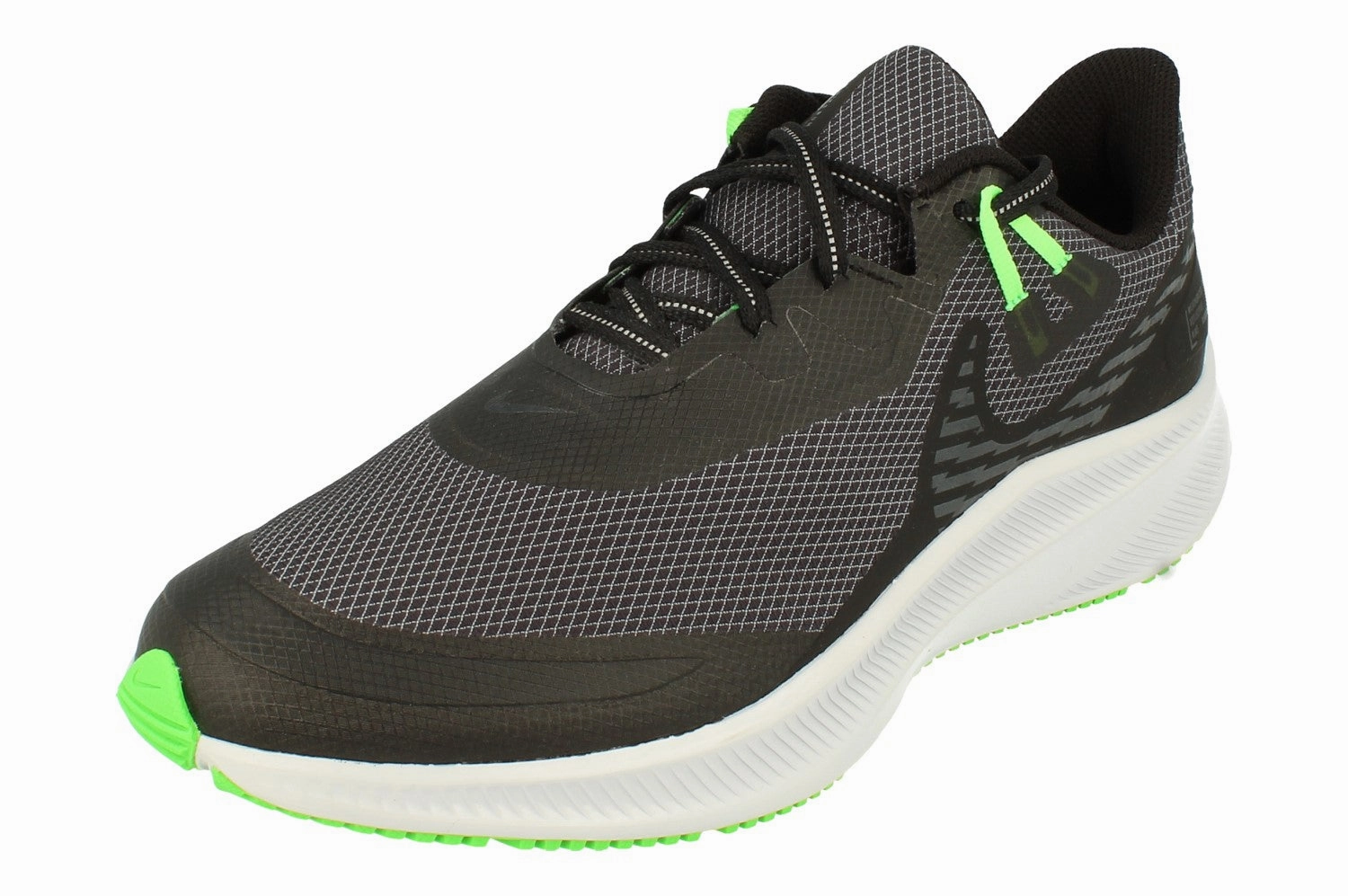 Nike Quest 3 Shield Mens CQ8894 010 smooth zipper