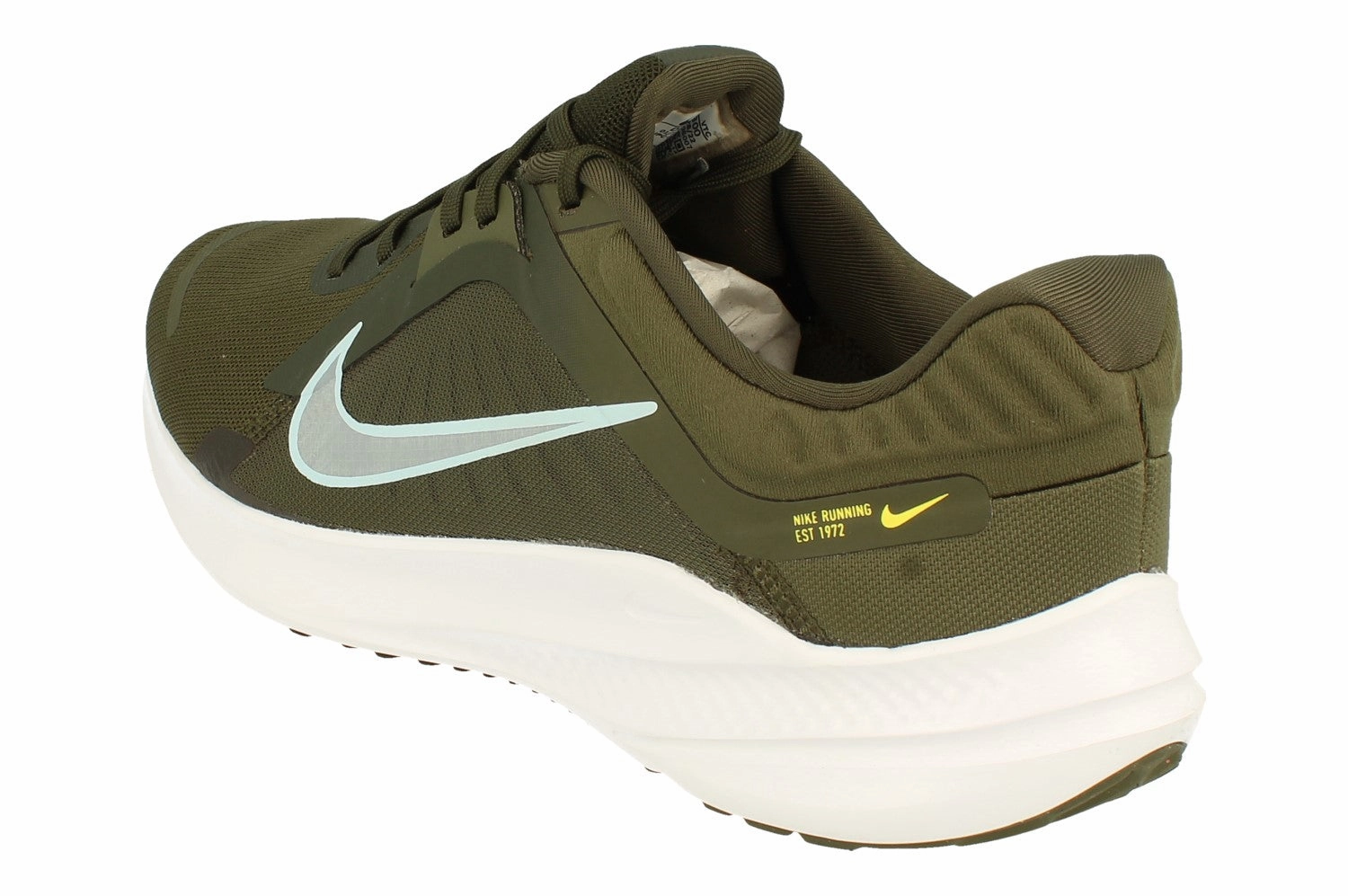 Superior Performance Easy Clean Surface Nike Quest 5 Mens DD0204 300