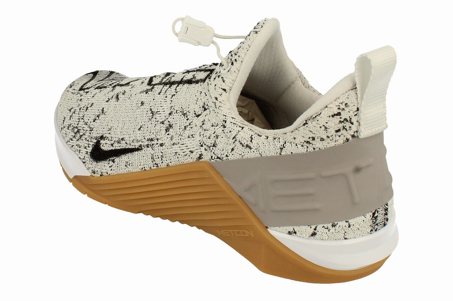 Nike React Metcon Mens Bq6044 109 Trendy Look Tension Dispersing Outsole