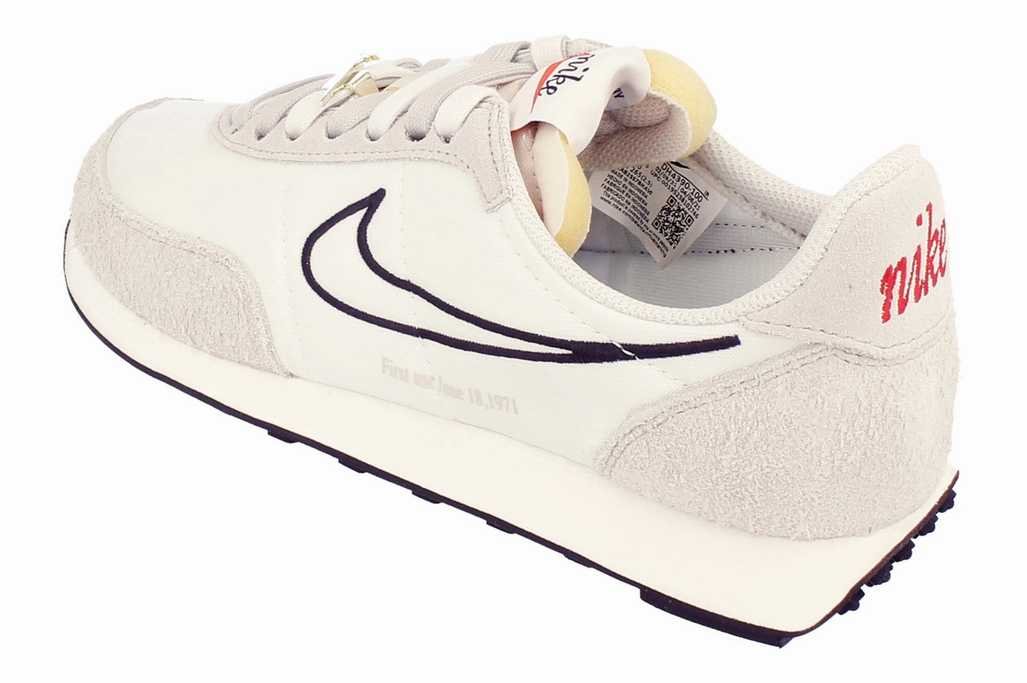 Retro design Nike Waffle Trainer 2 Mens DH4390 100