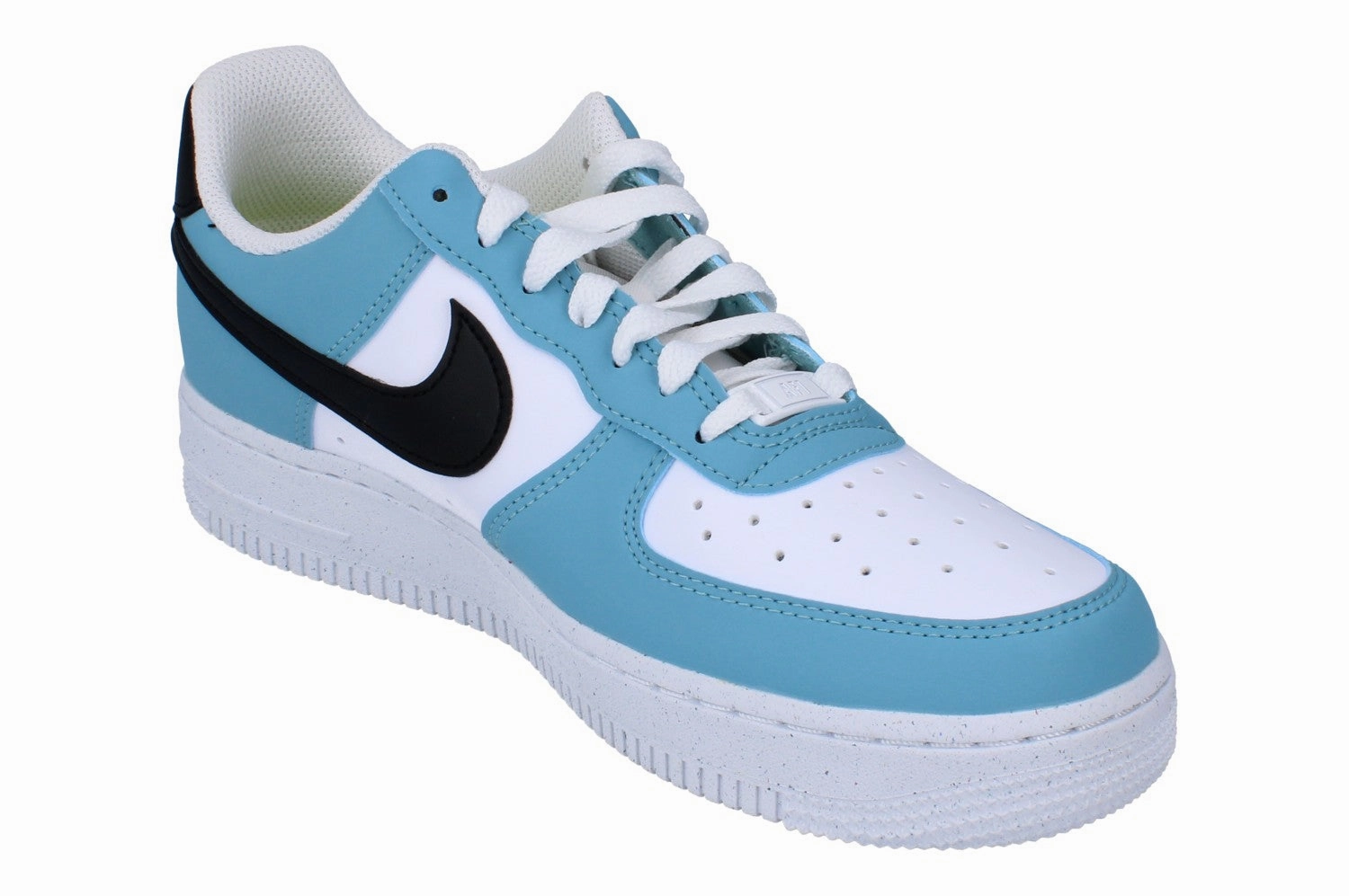 long - distance runner shoes Nike Womens Air Force 1 07 Next Nature Trainers HJ9571 400