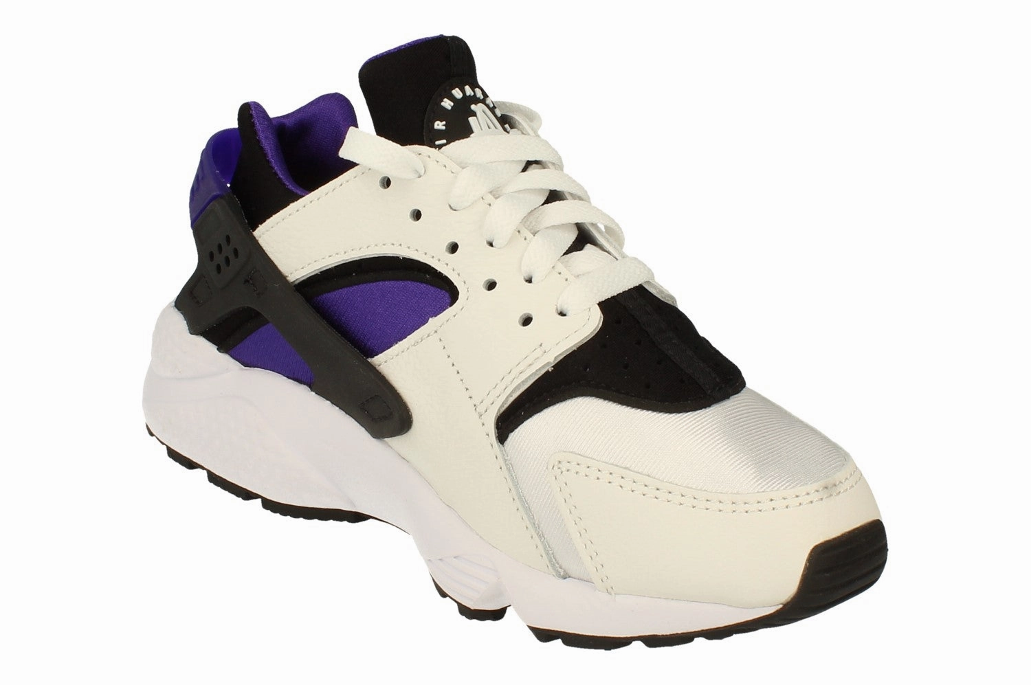 Nike Womens Air Huarache DH4439 105 running in a racecourse Fitness Footwear