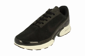 Nike Womens Air Max Jewell PRM Txt 917672 002 running in a snow - covered area shoes premium - quality - luxury shoes