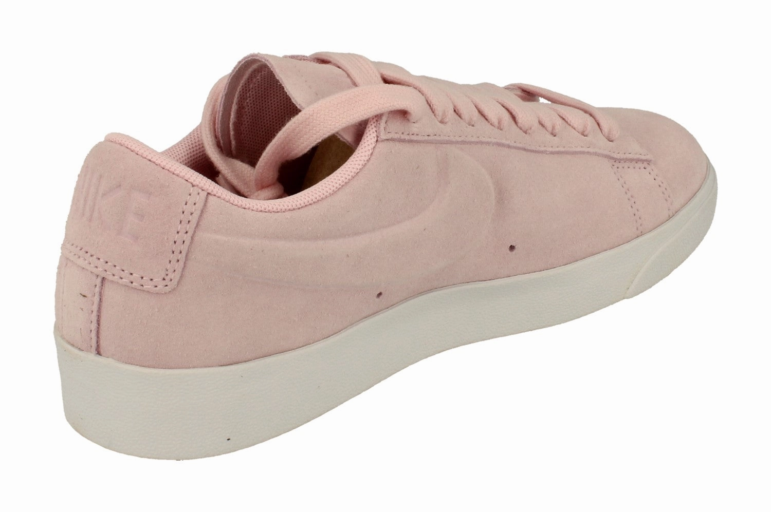 Nike Womens Blazer Low Sd Trainers Aa3962 602 running in a ski lift area shoes