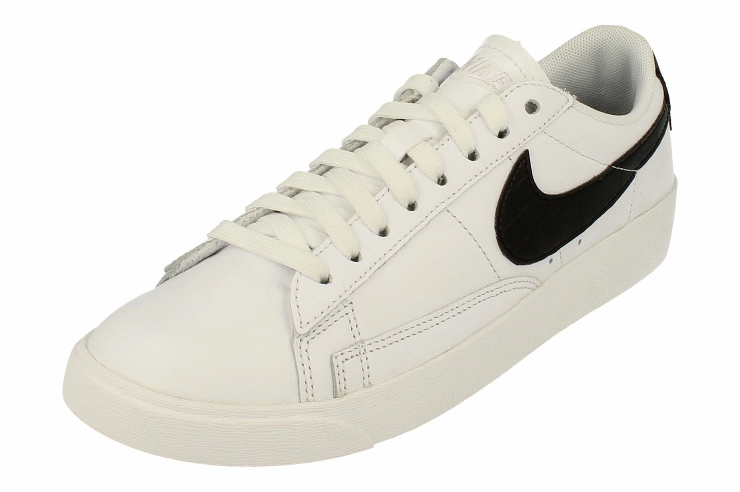 Nike Womens Blazer Low Trainers Bq0033 100 multi - color