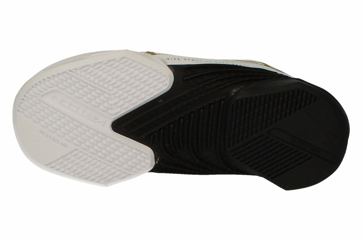 Smooth ride running in the snow Nike Womens React Metcon Turbo Trainers Ct1249 170