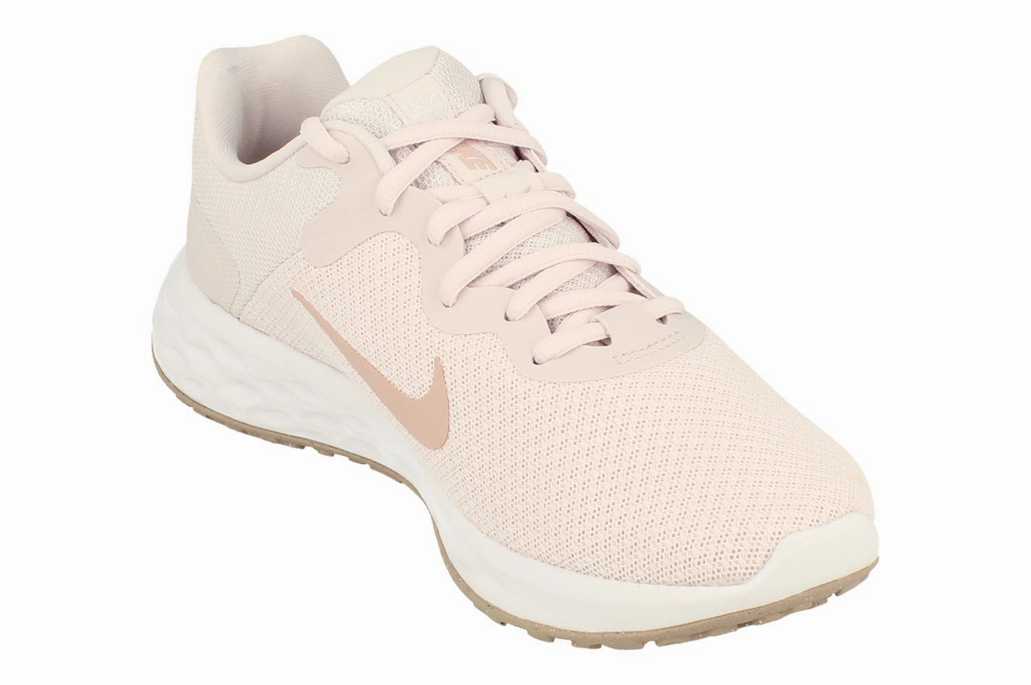 Nike Womens Revolution 6 NN DC3729 500 running in a historical site shoes metal - surface shoes