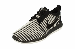 Nike Womens Roshe Two Flyknit 844929 001 Training Gear