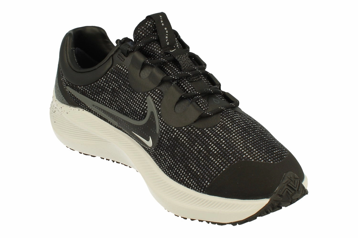 Effortless Walk Sustainable Manufacturing Nike Zoom Winflo 8 Shield Mens DC3727 001