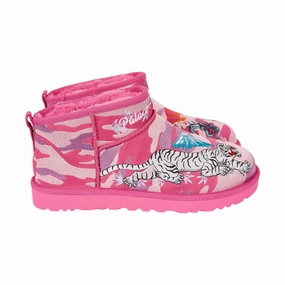 Matte Glow Compact Form UGG Classic Ultra Mini Boot Palace Pink Camo