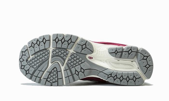 New Balance 2002R Suede Pack Red Wine Flexible Chassis