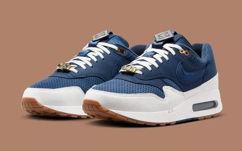 Nike Air Max 1 "Jackie Robinson" sneakers Every Ground Adaptive Lacing Technology